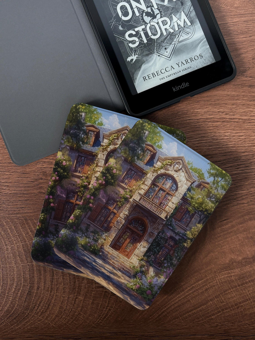 Ivy-covered Cottage _ Kindle Case