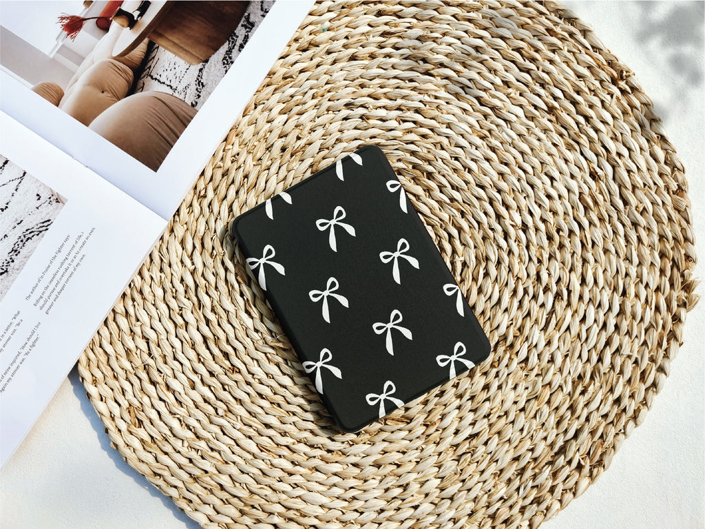 Black and white Bow _ Kindle Case
