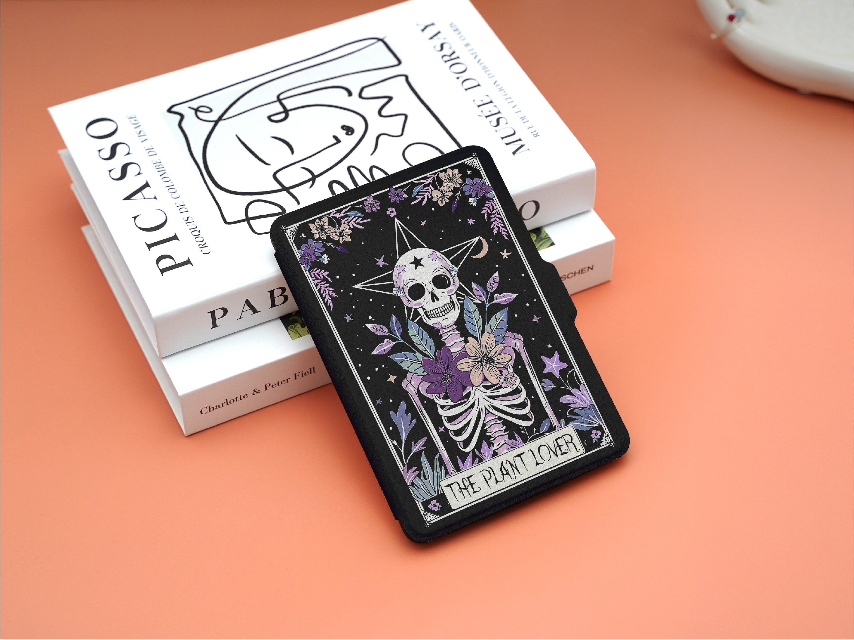 Plant lover Tarot Card _ Kindle Case