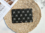 Black and white Bow _ Kindle Case