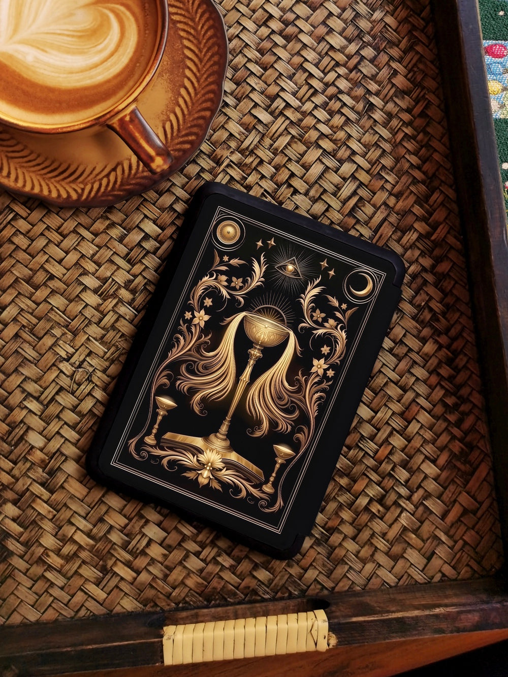 Three Cups Ritual - Kindle Case