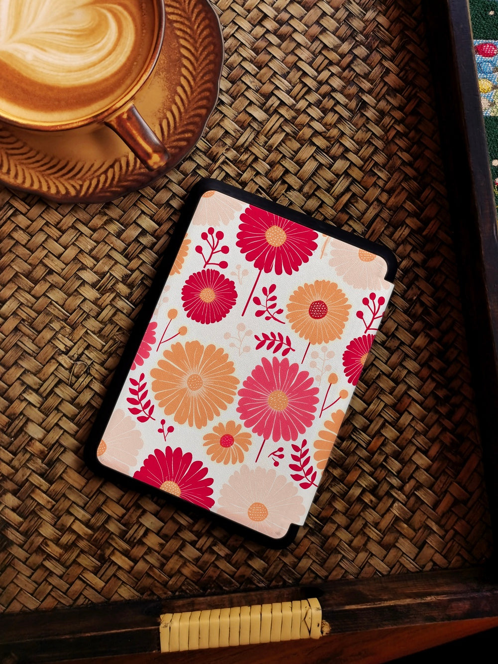 Blush Daisy Composition - Kindle Case