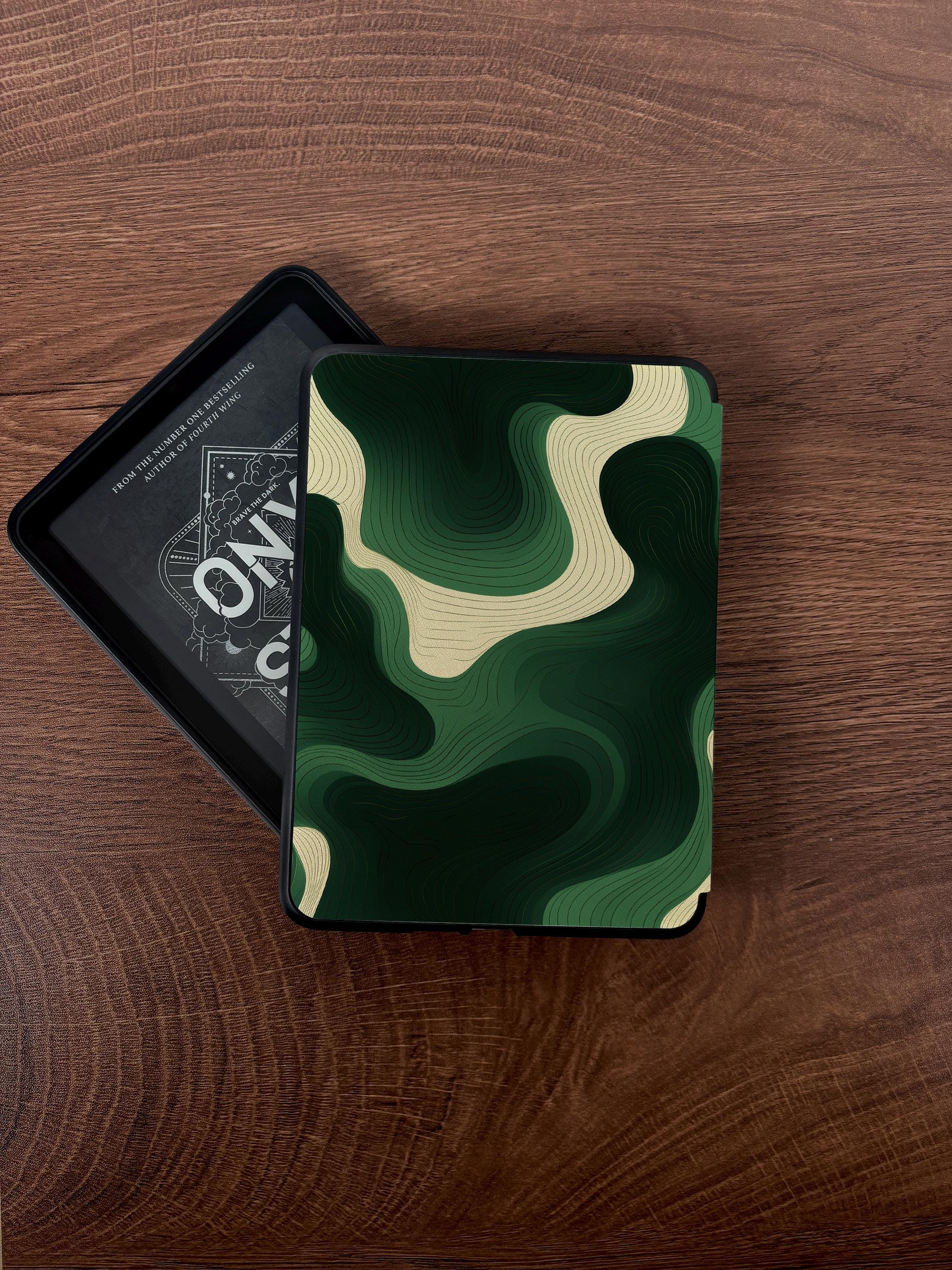 Green Wavy Line _ Kindle Case